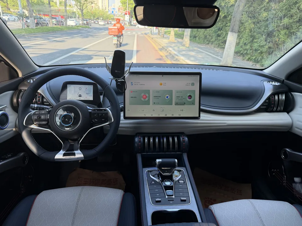 BYD Yuan Plus 510KM Flagship PLUS 2022 — миниатюра 4