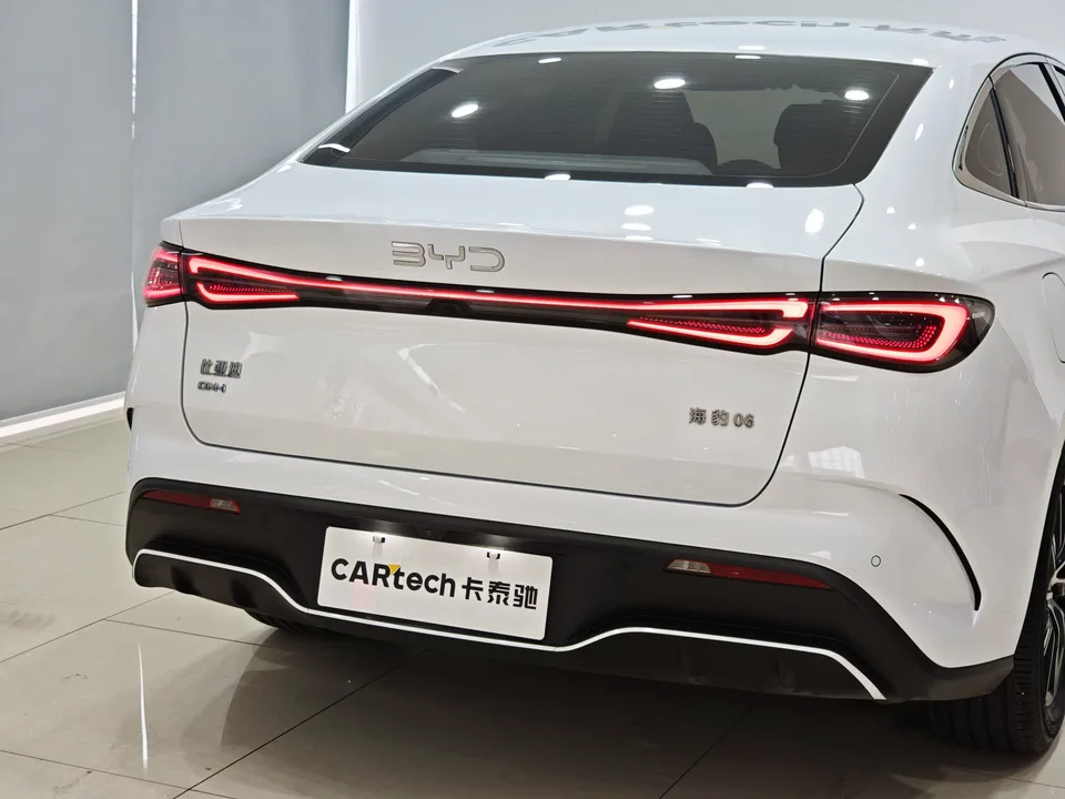 BYD Seal 06DM DM-i 80KM Premium 2025 — миниатюра 3