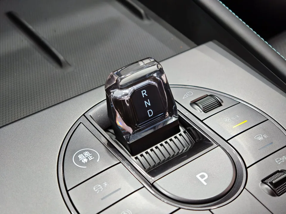 BYD Seal 06DM DM-i 80KM Premium 2025 — миниатюра 4