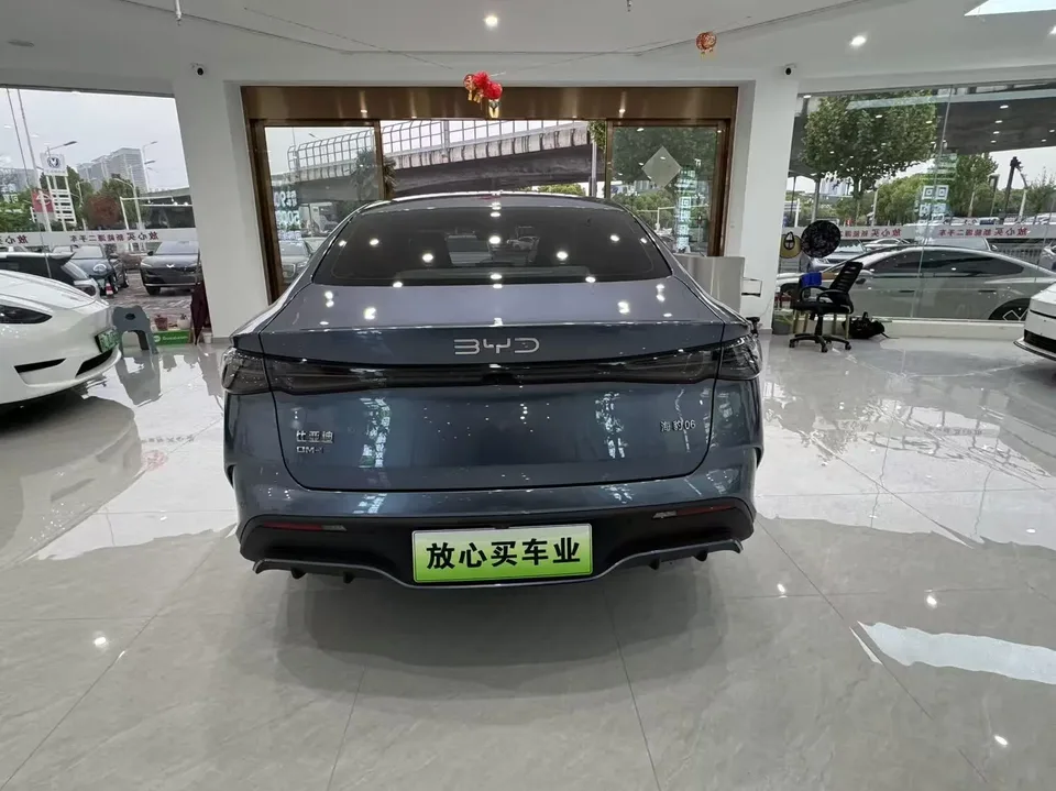 BYD Seal 06DM Seal 06DM 2024 DM-i 80KM Luxury 2025 — миниатюра 4