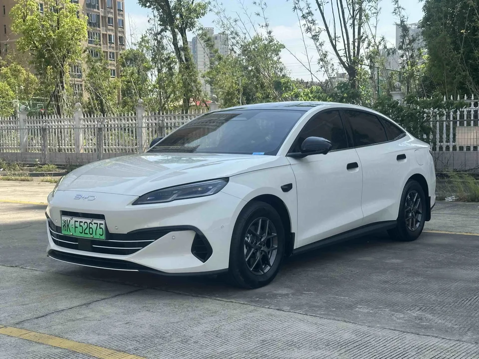 BYD Seal 06DM 2025