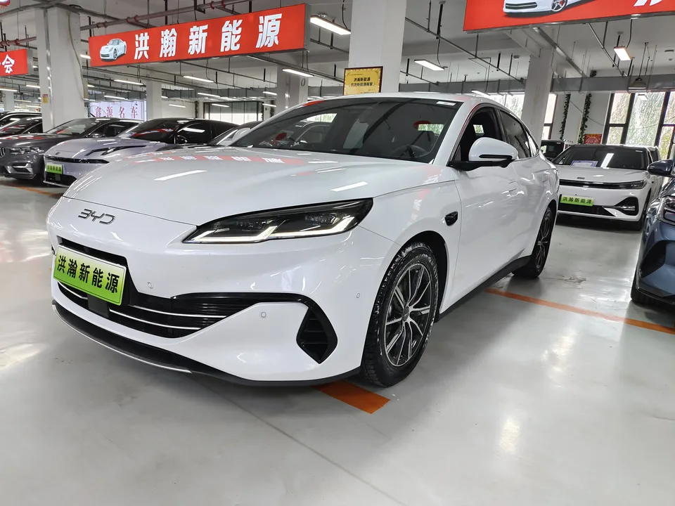 BYD Seal 06DM 2025