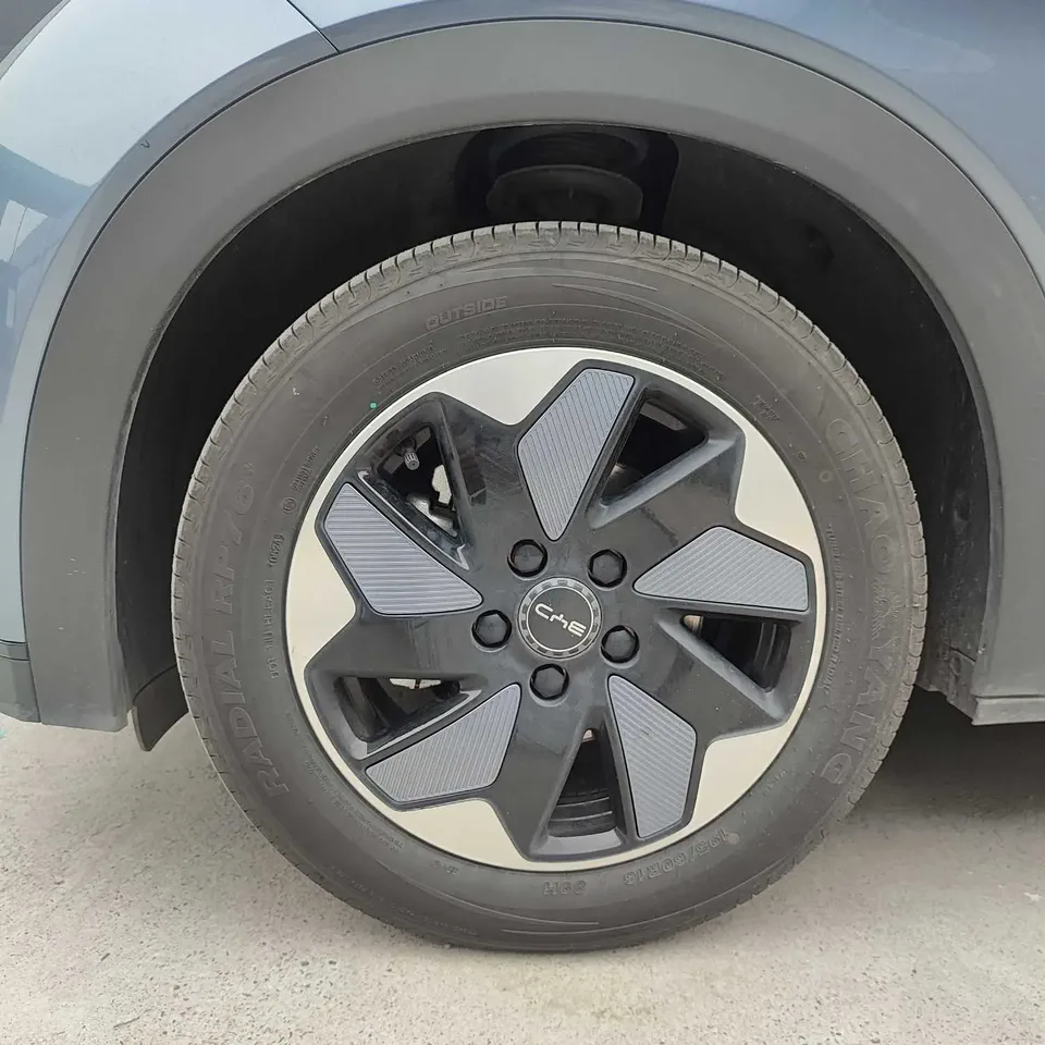 BYD Dolphin Dolphin 2024 Honor Edition 420km Fashion Edition 2024 — thumbnail 3