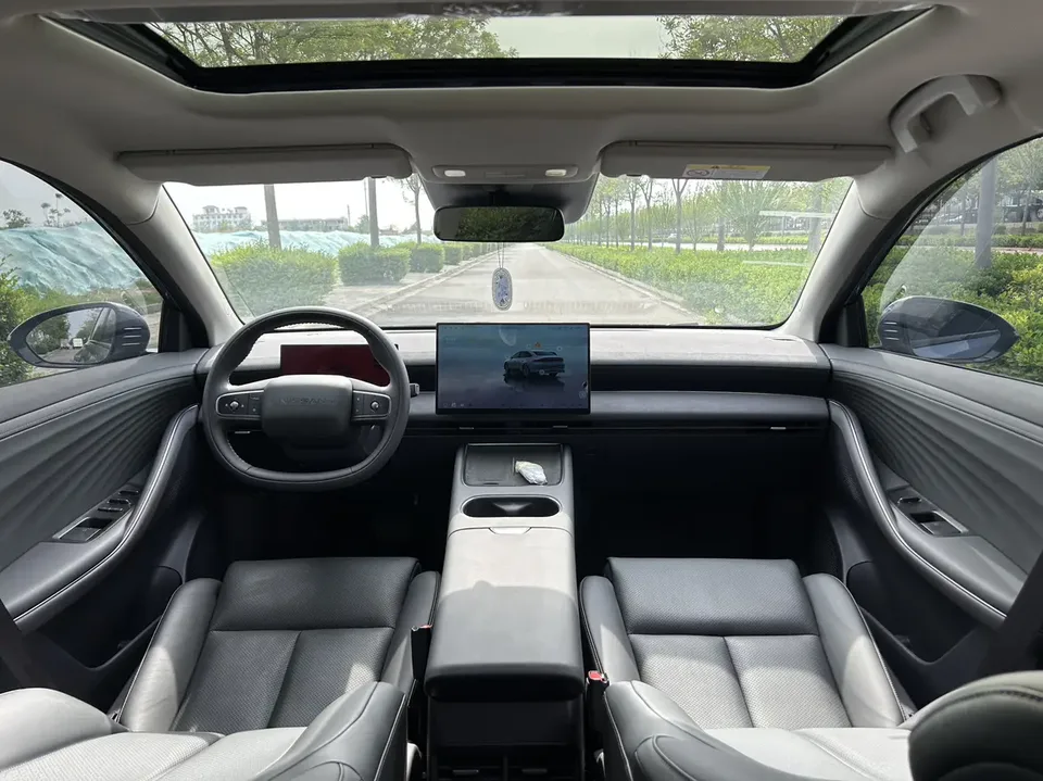 Nissan N6 Nissan N6 2026 180 Pro 2025 — миниатюра 3