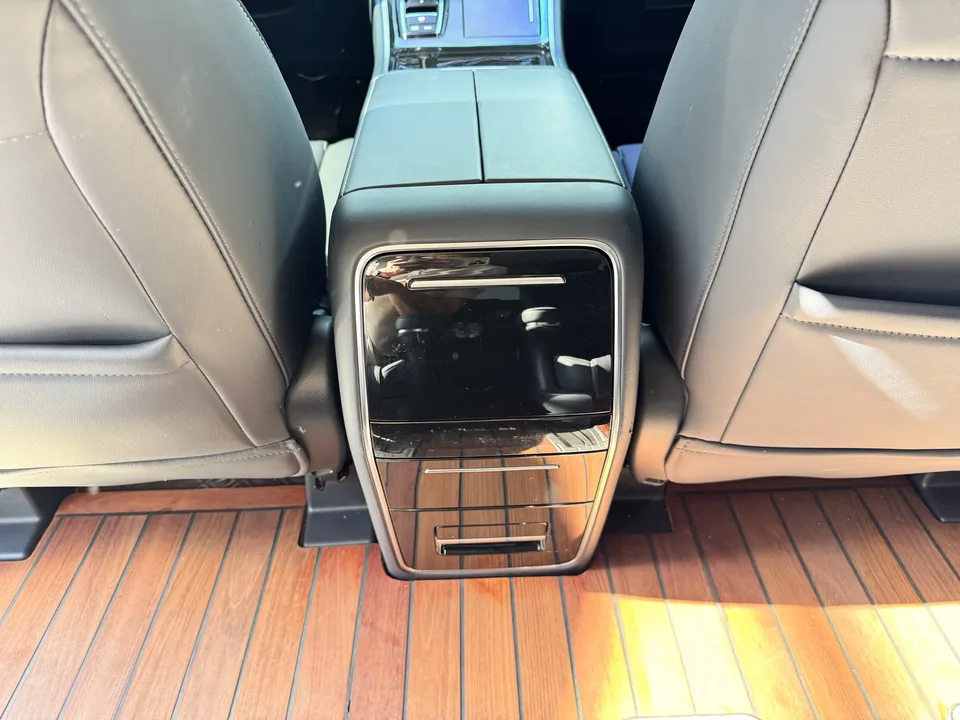 GAC Trumpchi M8 Trumpchi M8 2023 Trumpchi M8 2023 Lingxiu Series 390T Exclusive Edition 2023 — миниатюра 3