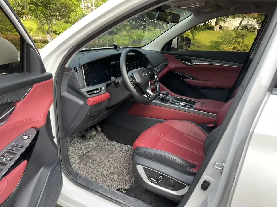 Changan CS75PLUS Classic Edition 1.5T Automatic Pioneer Edition 2023 — миниатюра 3