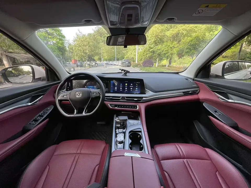 Changan CS75PLUS Classic Edition 1.5T Automatic Pioneer Edition 2023 — миниатюра 5
