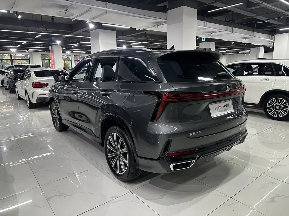 Changan CS75PLUS Changan CS75 PLUS 2026 Third Generation Smart Champion Edition 1.5T New Blue Whale Intelligent Navigation Model 2026 — миниатюра 4