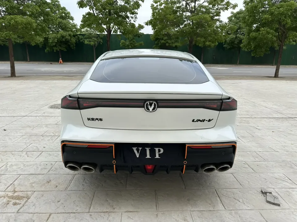Changan UNI-V 2.0T Fengsu Edition 2024 — миниатюра 2