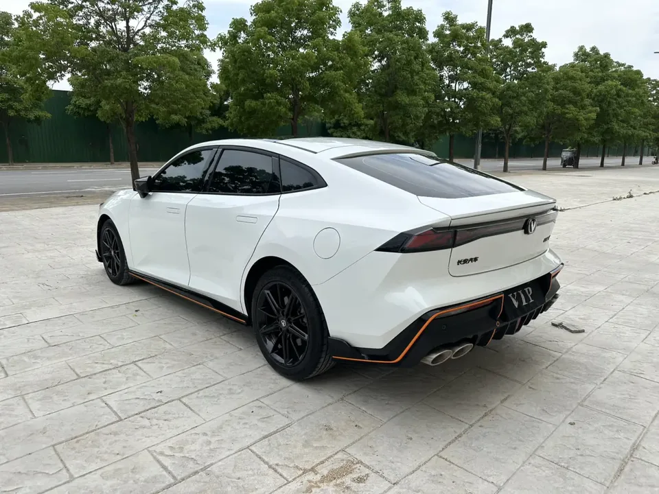 Changan UNI-V 2.0T Fengsu Edition 2024 — миниатюра 4