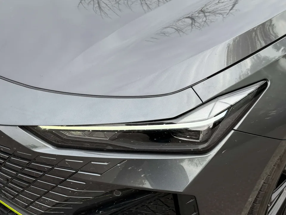 Changan UNI-V Changan UNI-V 2022 1.5T Sports Edition 2023 — thumbnail 3