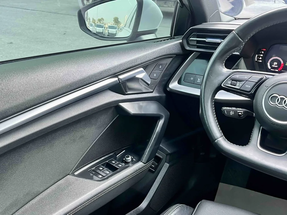 Audi A3 A3L Limousine 35 TFSI Enterprising and Elegant Model 2022 — миниатюра 5
