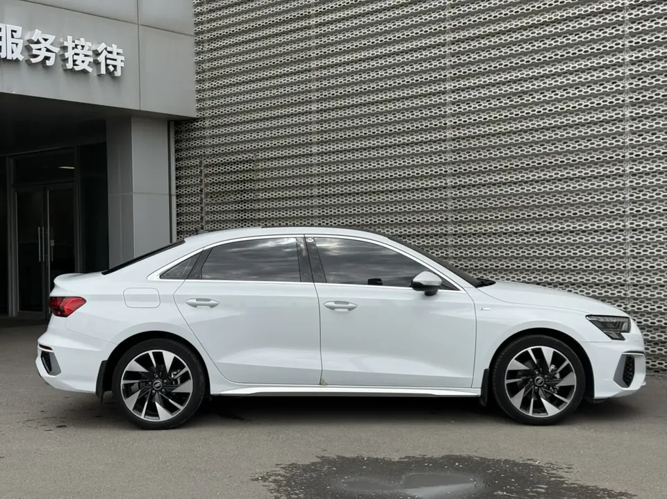 Audi A3 A3 2024 Audi A3 2024 A3L Limousine 35 TFSI Fashion Sports 2024 — thumbnail 2