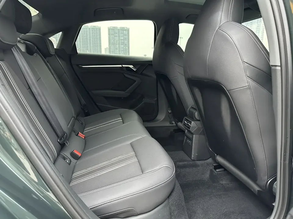 Audi A3 A3 2023 facelift A3L Limousine 35 TFSI stylish and sporty 2023 — thumbnail 4