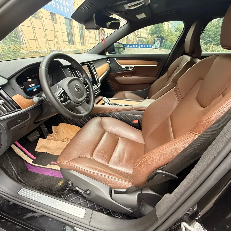 Volvo S90 Volvo S90 2023 B5 Zhiyi Deluxe Edition 2022 — миниатюра 5