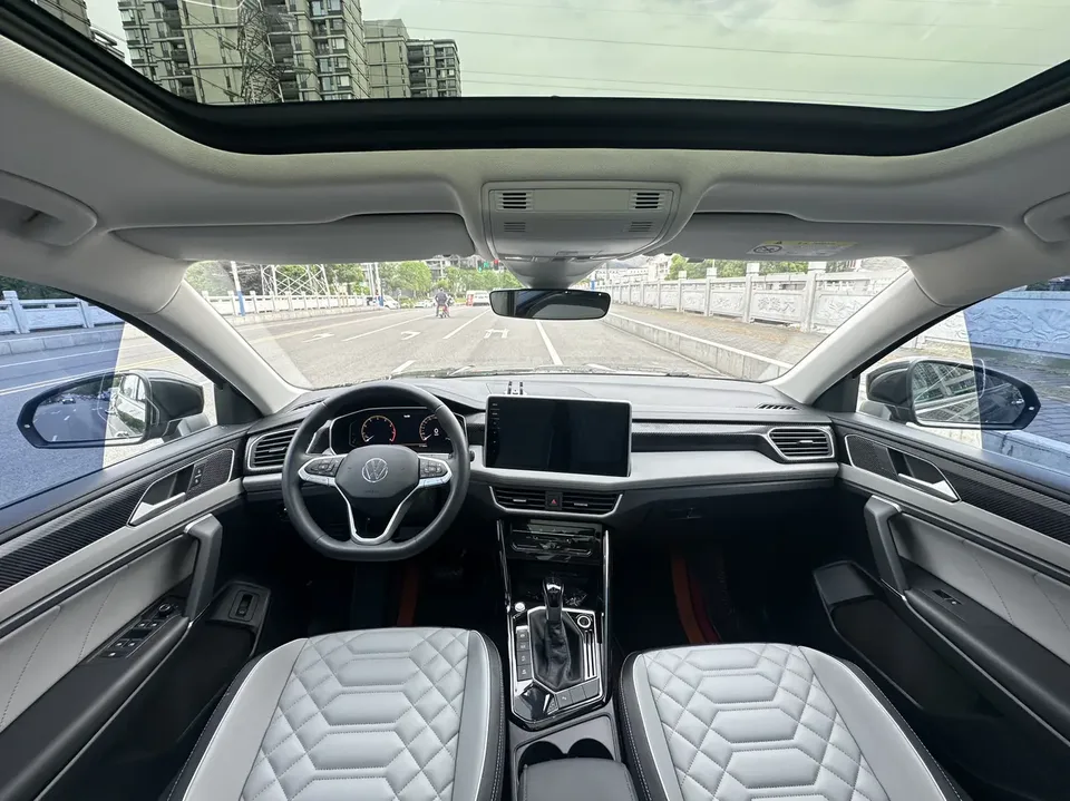 Volkswagen Tayron Tanyue 2023 330TSI 2WD Luxury Plus Advanced Edition 2023 — миниатюра 3