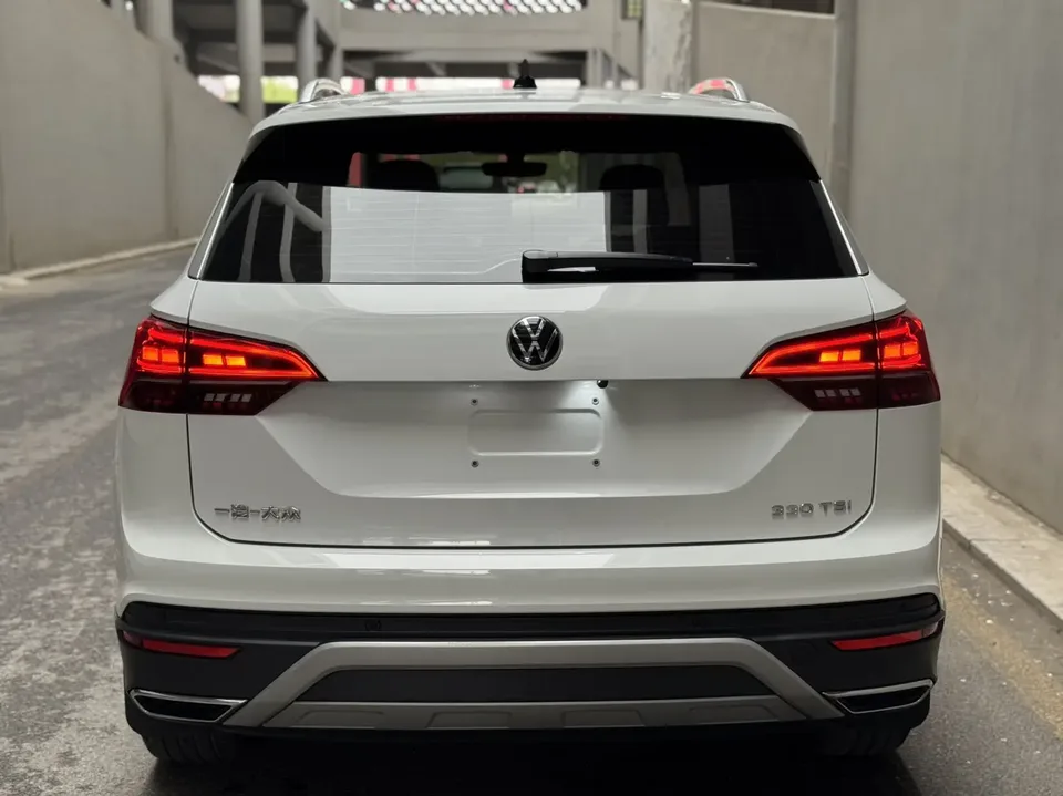 Volkswagen Tayron Tanyue 2022 280TSI 2WD Luxury Smart Edition 2022 — миниатюра 2