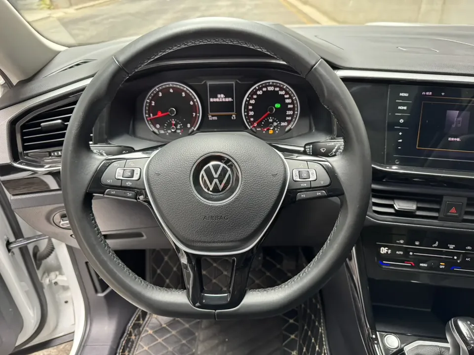 Volkswagen Tayron Tanyue 2022 280TSI 2WD Luxury Smart Edition 2022 — миниатюра 5