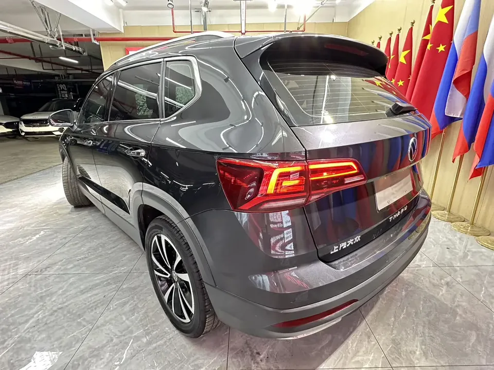 Volkswagen Tharu 2021 Tuyue 280TSI 2WD Luxury Edition PLUS 2022 — миниатюра 2