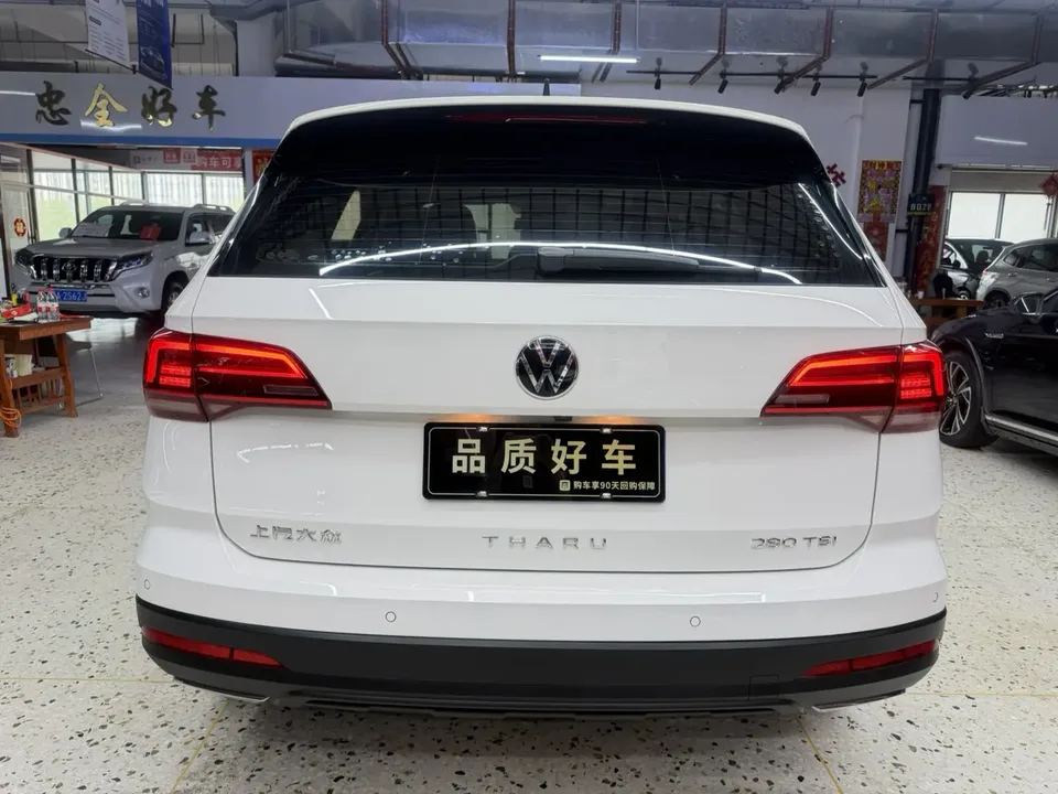 Volkswagen Tharu 280TSI 2WD Luxury Edition 2022 — миниатюра 2