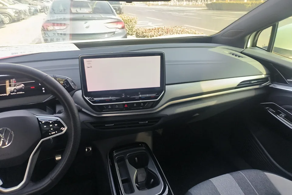 Volkswagen ID.4 Crozz ID.4 CROZZ 2024 ID. Pure Enjoyment Limited Edition 2024 — миниатюра 4