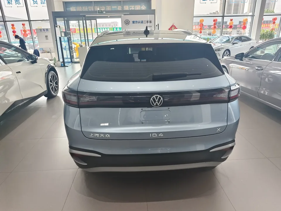 Volkswagen ID.4X Pure Intelligent Edition 2024 — миниатюра 2