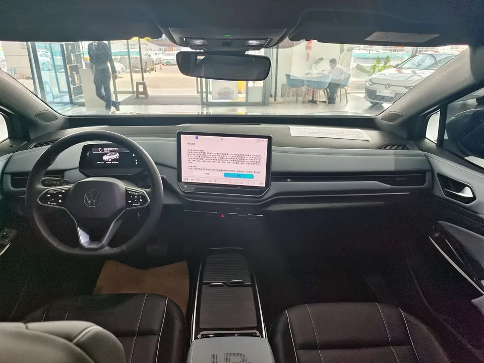 Volkswagen ID.4X Pure Intelligent Edition 2024 — миниатюра 5