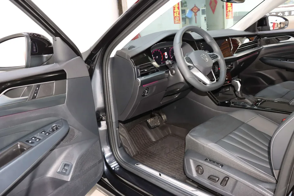Volkswagen Passat Passat 2025 Passat 2025 Outstanding Model 380TSI Starry Sky Dragon Edition 2025 — миниатюра 5