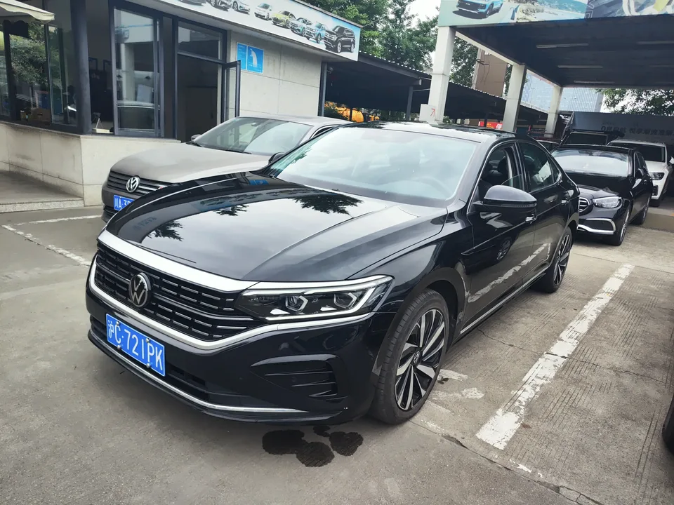 Volkswagen Passat 2024
