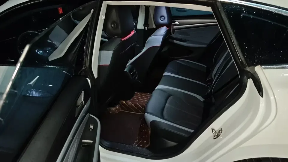 Volkswagen Lamando 2024 Lingdu Lingdu L 280TSI DSG Cool Edition 2024 — миниатюра 3