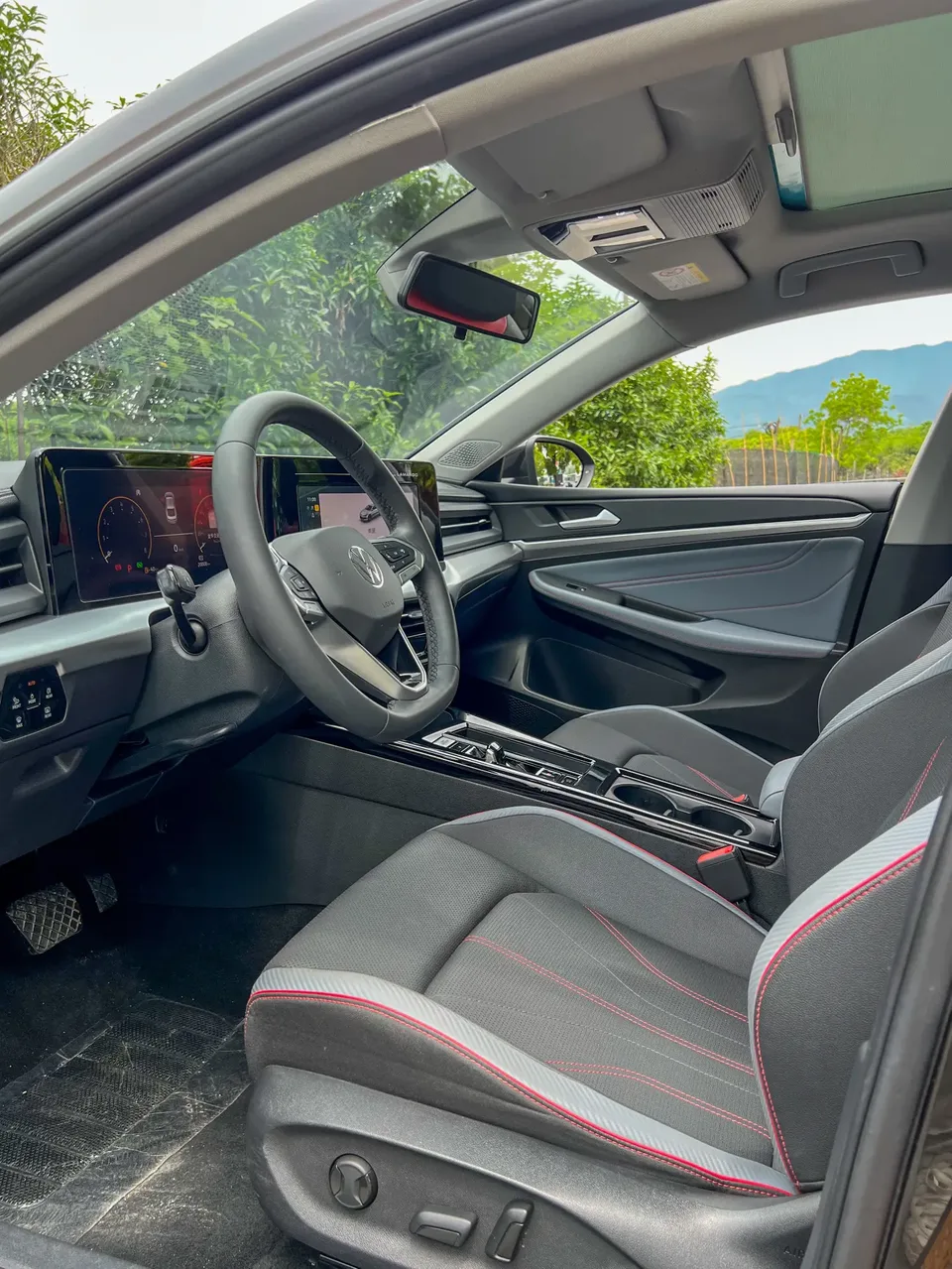 Volkswagen Lamando Lingdu Lingdu L 280TSI DSG Hot Edition 2022 — миниатюра 3
