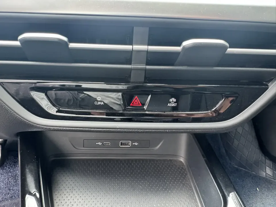 Volkswagen Lamando Lingdu 2023 Lingdu Lingdu L 280TSI DSG Hot Edition 2023 — thumbnail 3