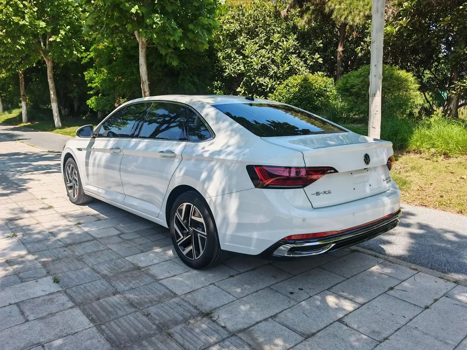 Volkswagen Sagitar Sagitar 2023 2023 Sagitar 280TSI DSG Beyond Edition Lite 2023 — миниатюра 2