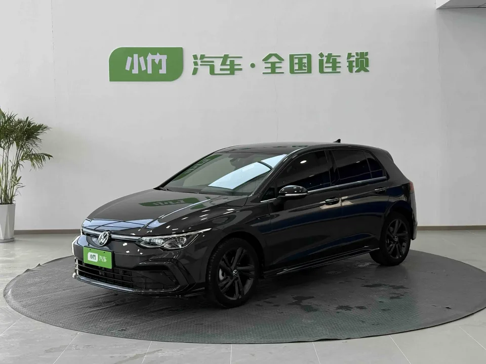 Volkswagen Golf 2024