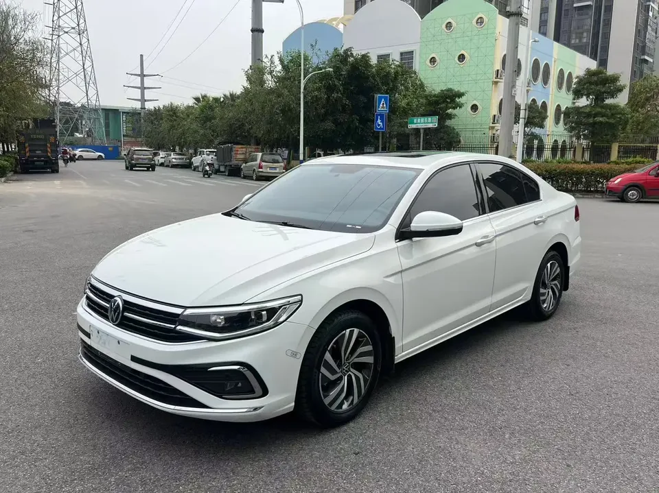 Volkswagen Bora Bora 2023 200TSI DSG Smart Edition 2023 — миниатюра 4