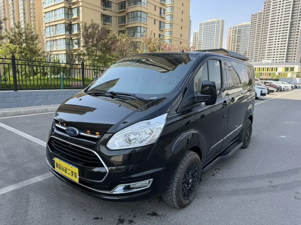 Ford Toureo 2023
