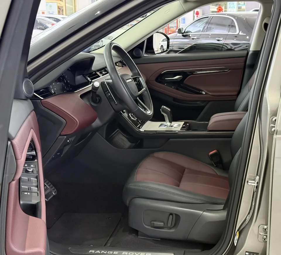 Land Rover Range Rover Evoque Range Rover Evoque 2021 Aurora L 249PS R-Dynamic First Edition 2022 — thumbnail 4