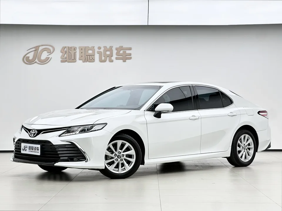 Toyota Camry 2023