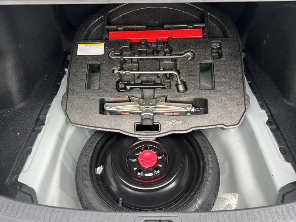 Toyota Levin Lei Ling 2022 2022 Lelink 185T CVT Luxury Edition 2023 — thumbnail 3