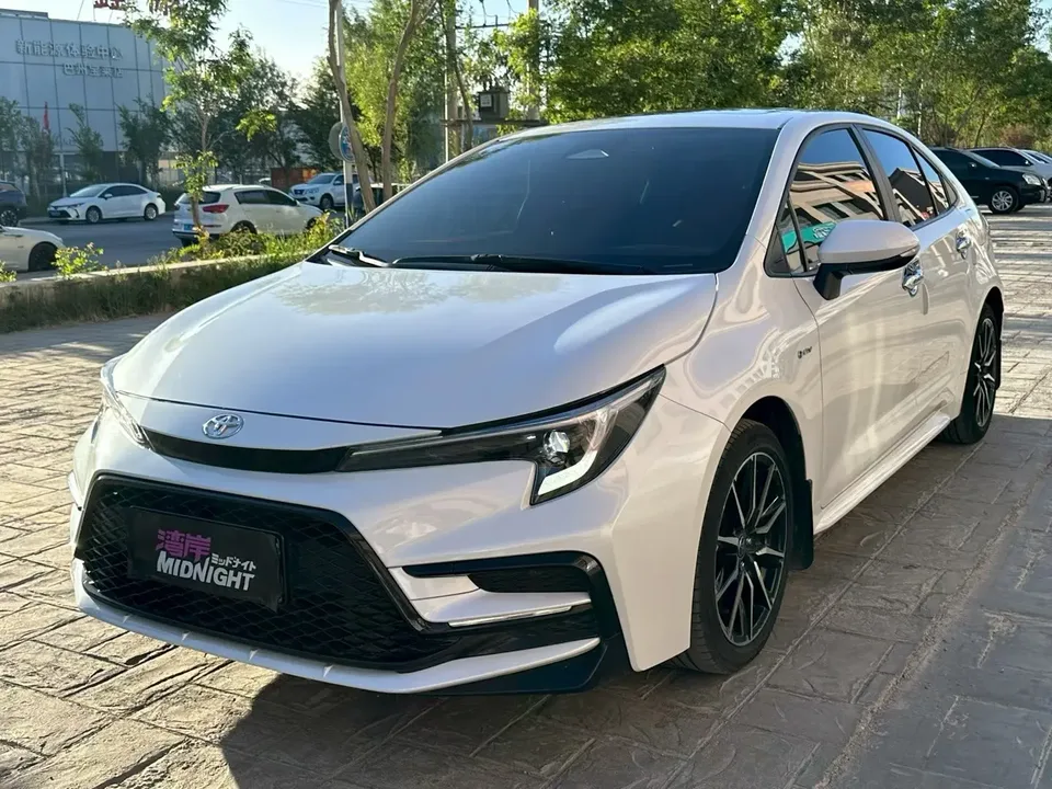 Toyota Levin Lei Ling 2024 Levin Hybrid 1.8L Sports Edition 2024 — photo 1, buy with delivery to Moscow