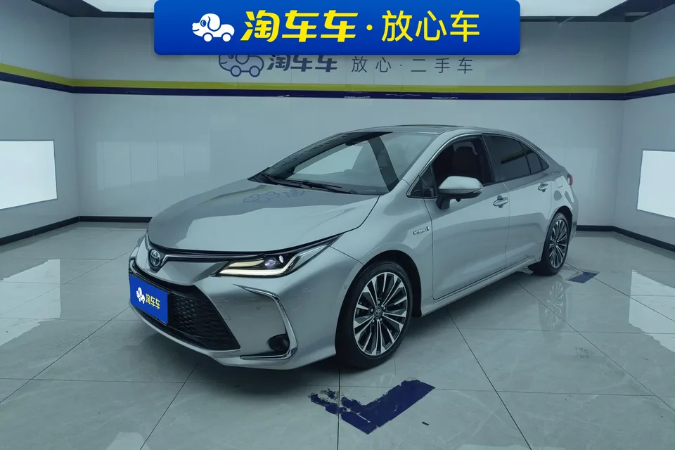 Toyota Corolla smart electric hybrid dual-engine 1.8L E-CVT flagship version 2024 — фото 1, купить с доставкой в Москву