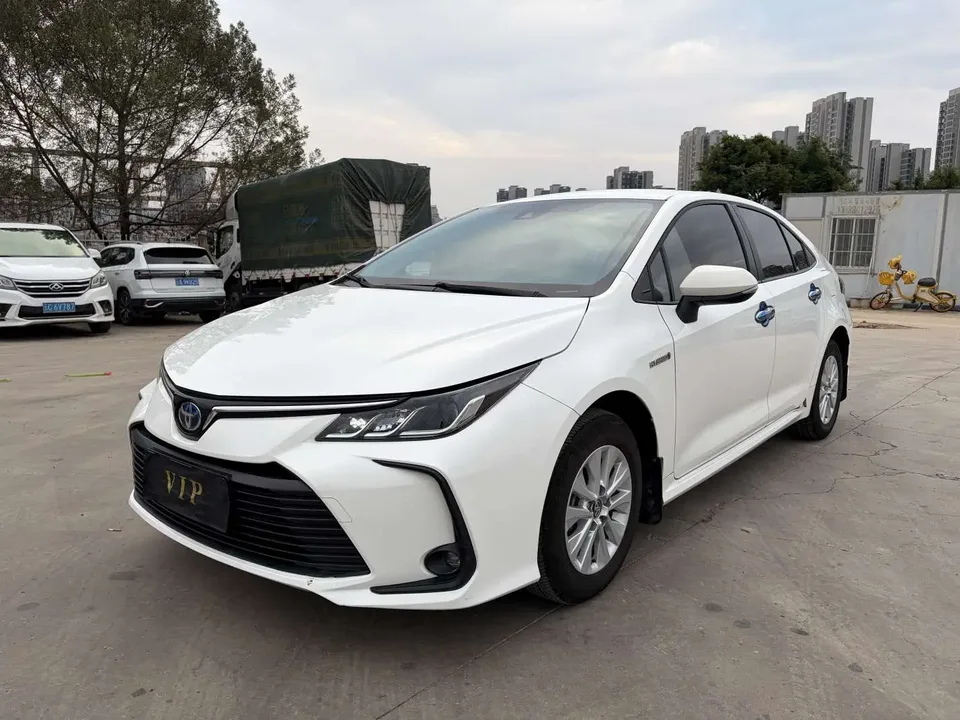 Toyota Corolla Corolla 2022 Corolla Hybrid 1.8L E-CVT Pioneer Edition 2022 — photo 1, buy with delivery to Moscow