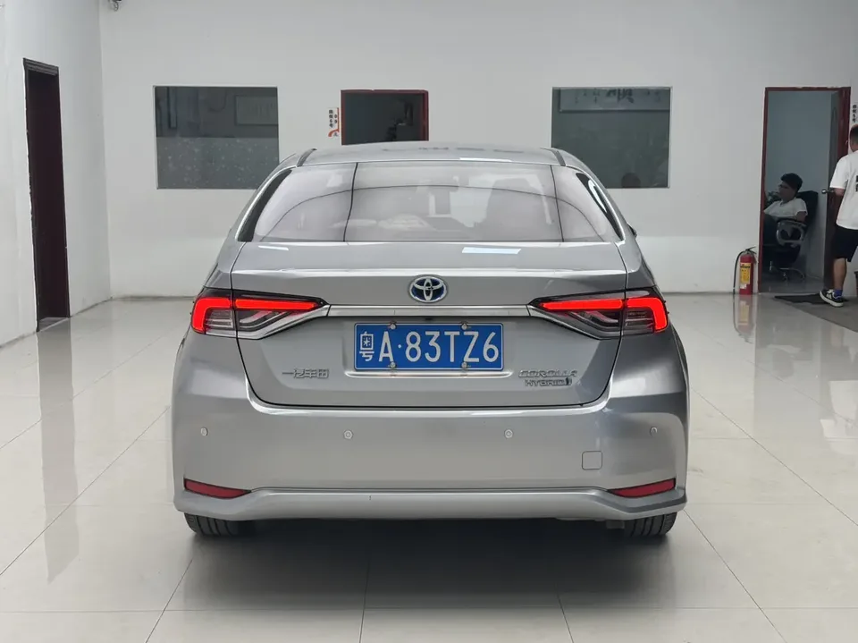 Toyota Corolla Corolla 2023 Intelligent Electric Hybrid Dual Engine 1.8L E-CVT Elite Edition 2024 — thumbnail 2