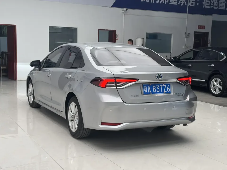 Toyota Corolla Corolla 2023 Intelligent Electric Hybrid Dual Engine 1.8L E-CVT Elite Edition 2024 — thumbnail 4
