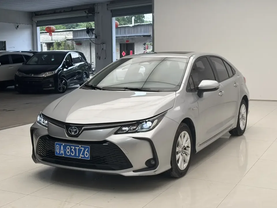 Toyota Corolla Corolla 2023 Intelligent Electric Hybrid Dual Engine 1.8L E-CVT Elite Edition 2024 — photo 1, buy with delivery to Moscow