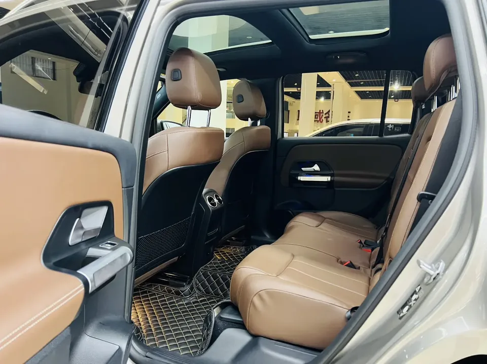 Mercedes-Benz GLB-Class GLB 220 Dynamic 2022 — миниатюра 5