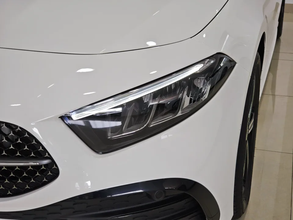 Mercedes-Benz Klasa A Mercedes Benz A Class 2024 Mercedes-Benz A-Class 2024 A 200 L Fashion Edition 2024 — thumbnail 2