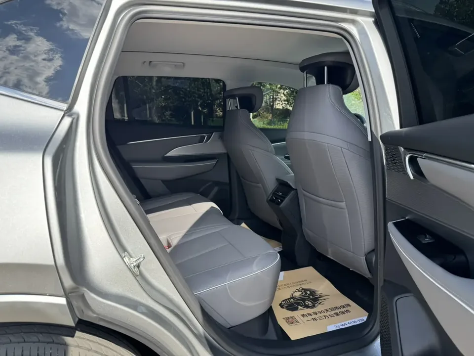 Buick E5 620KM Premium Edition 2025 — миниатюра 5