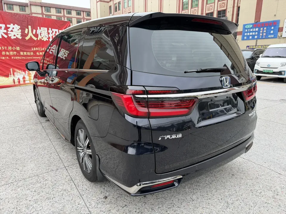 Honda Odyssey Odyssey 2022 2.0L RuiLingxiang Edition 2022 — миниатюра 2