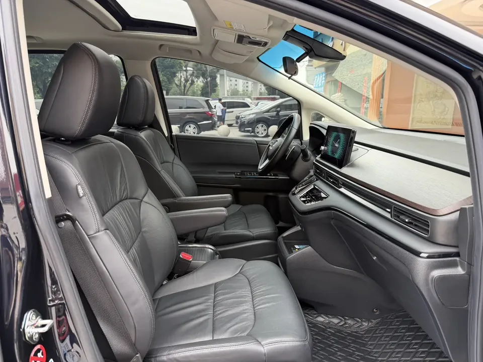 Honda Odyssey Odyssey 2022 2.0L RuiLingxiang Edition 2022 — миниатюра 5